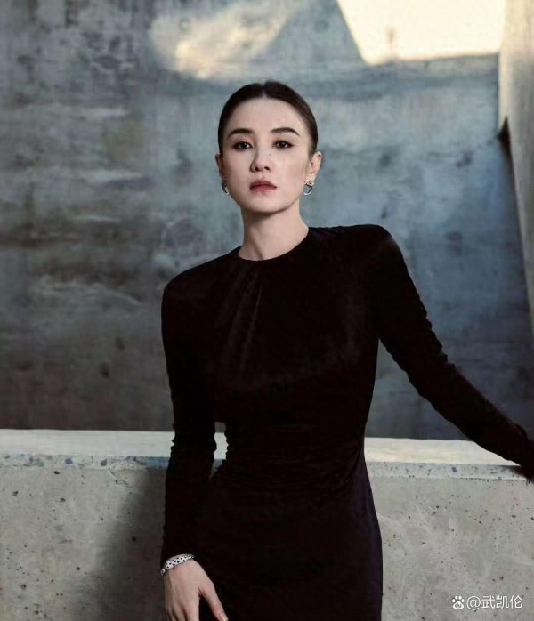 宋佳捧杯背后：文娱圈的真要津能否取得明天