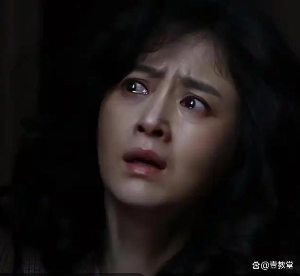 蒋欣34年演艺生计摘白玉兰奖：《衖堂东谈主家》宋莹演技获招供